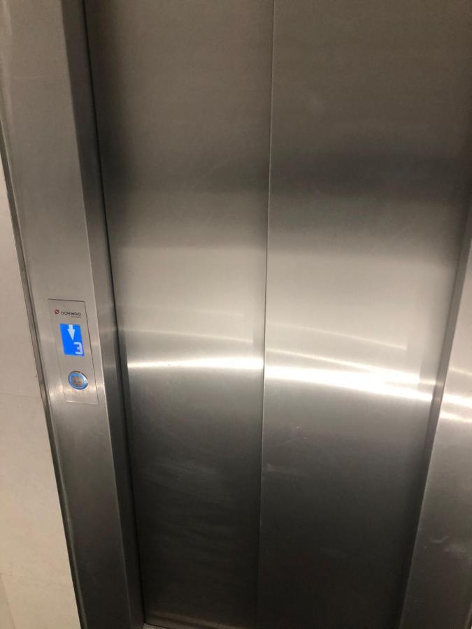 Apartamento En La Playa Malvarrosa Valencia Luaran gambar