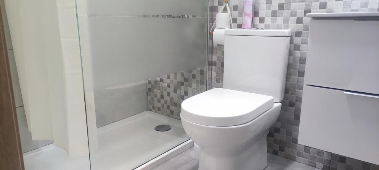 Apartamento En La Playa Malvarrosa Valencia Luaran gambar