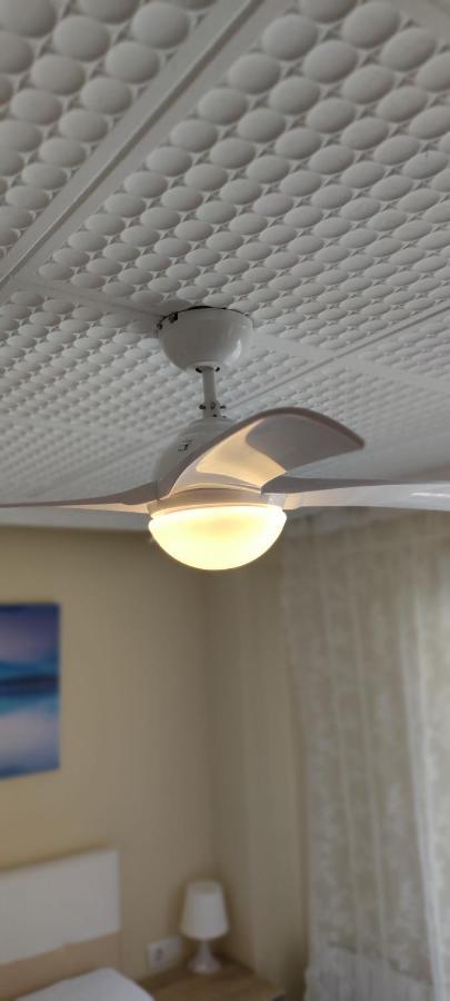 Apartamento En La Playa Malvarrosa Valencia Luaran gambar