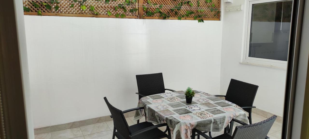 Apartamento En La Playa Malvarrosa Valencia Luaran gambar